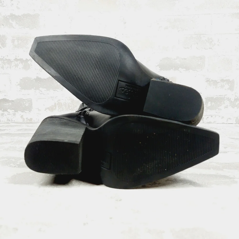 NEW Charles By Charles David In Black Faux Leather Block Heeled Boots B533 - Picture 8 of 12